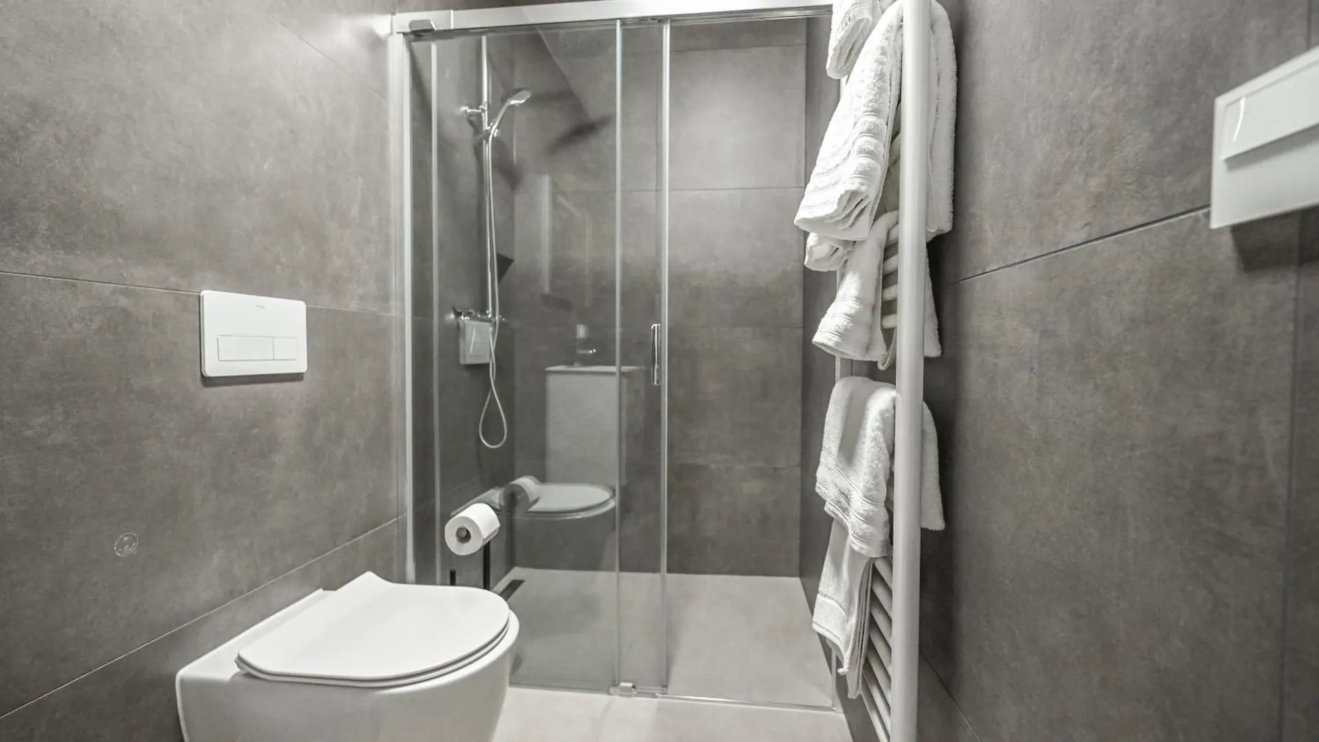 Neudorf Residences Luksemburg Apartament